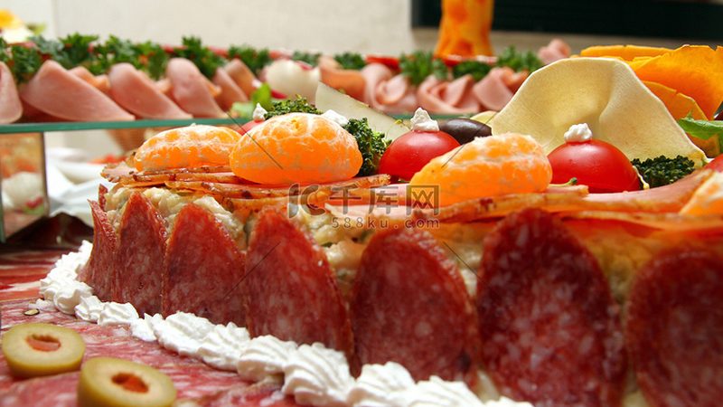 县城餐饮加盟店成功率揭秘：影响因素与策略分析