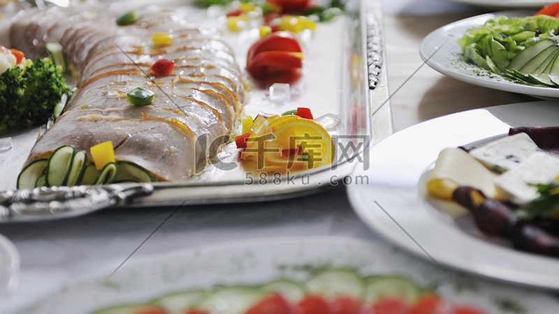 速冻食品冷链运输，车辆规格如何选择？**